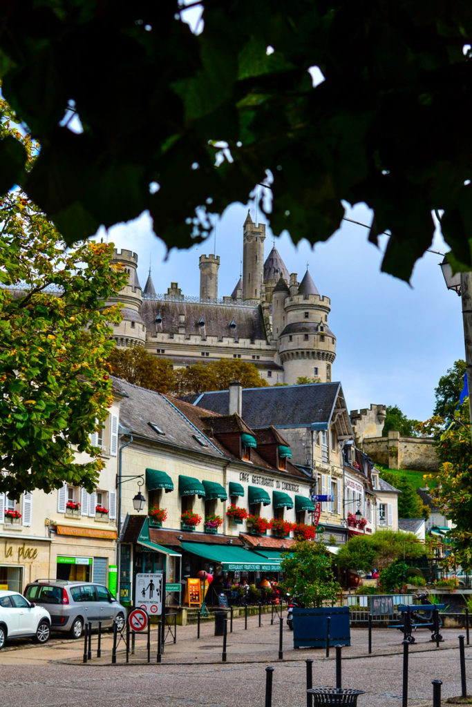 visite pierrefonds village hauts de france