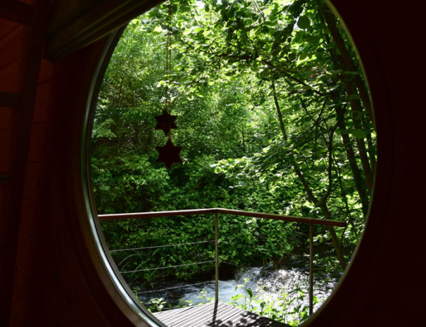 hebergement-insolite-cabane-carre-etoiles