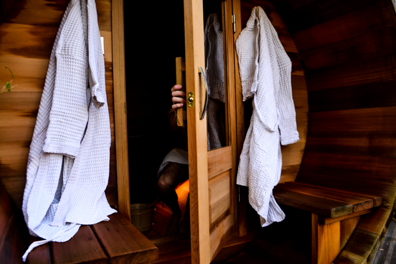 sauna privatif pour une nuit insolite en amoureux