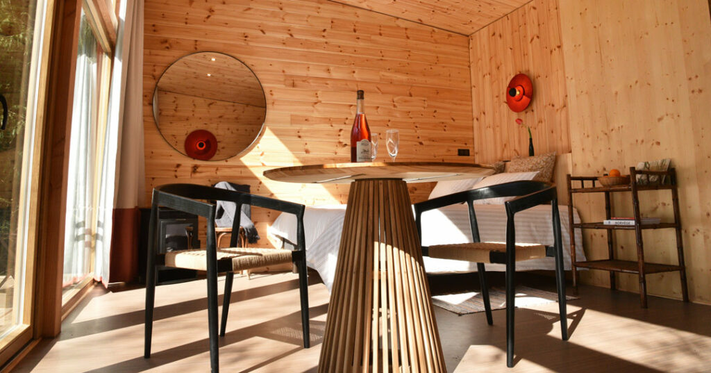 nuit-insolite-en-cabane-scandinave-sur-l-eau