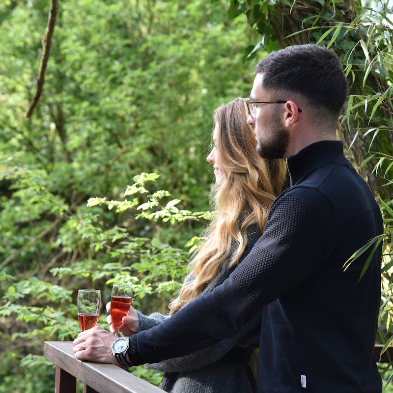 nuit-insolite-saint-valentin-couple